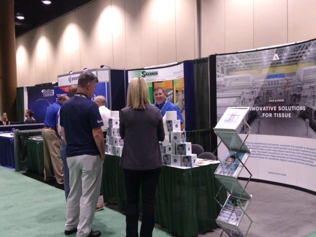 TAPPITWEETS's tweet photo. #TissueCon may be winding down but the Exhibit Floor and New Technology Showcase were full of life last night. More sessions to come today! https://t.co/DdGGEwMhVH