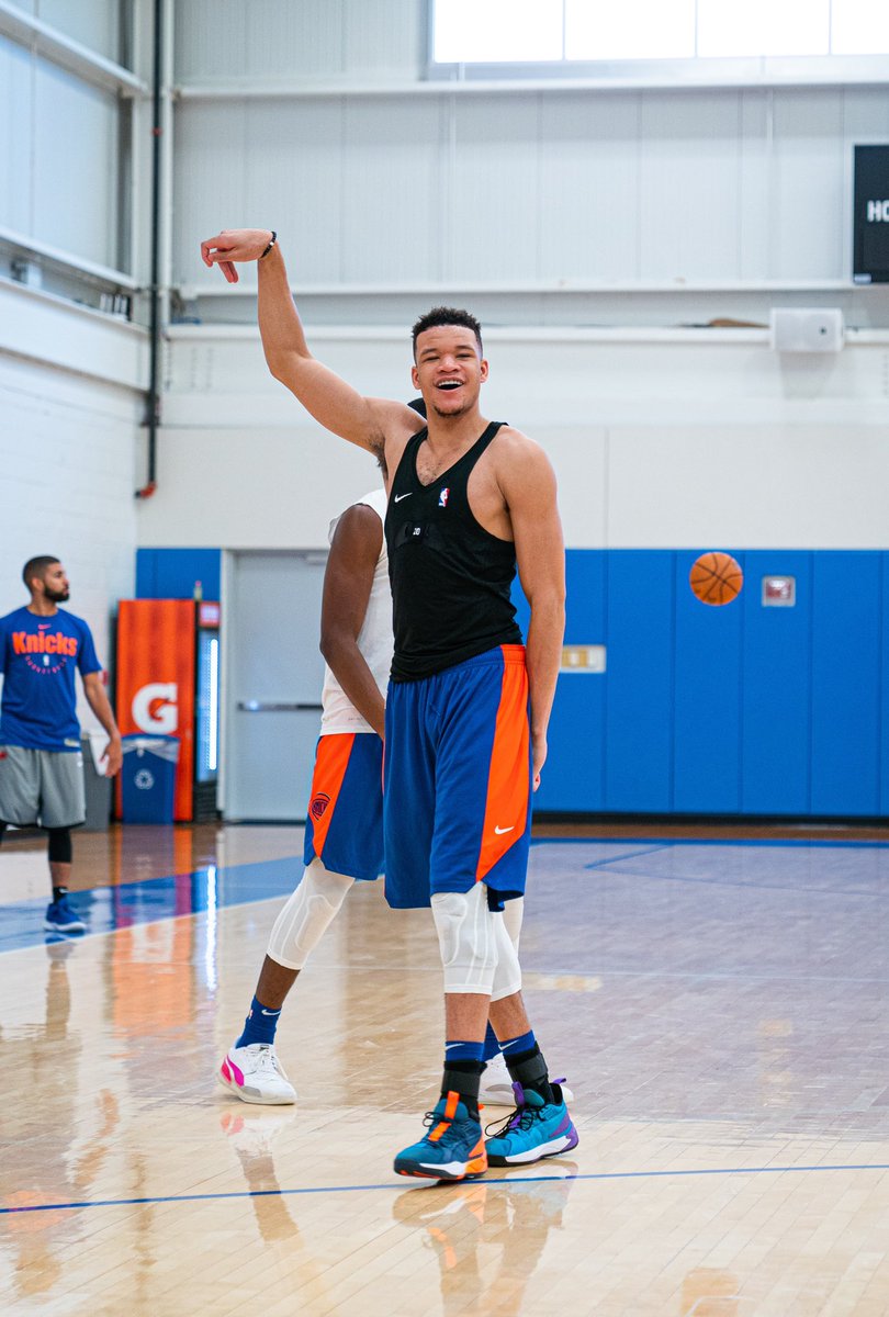 NEW YORK KNICKS tweet media