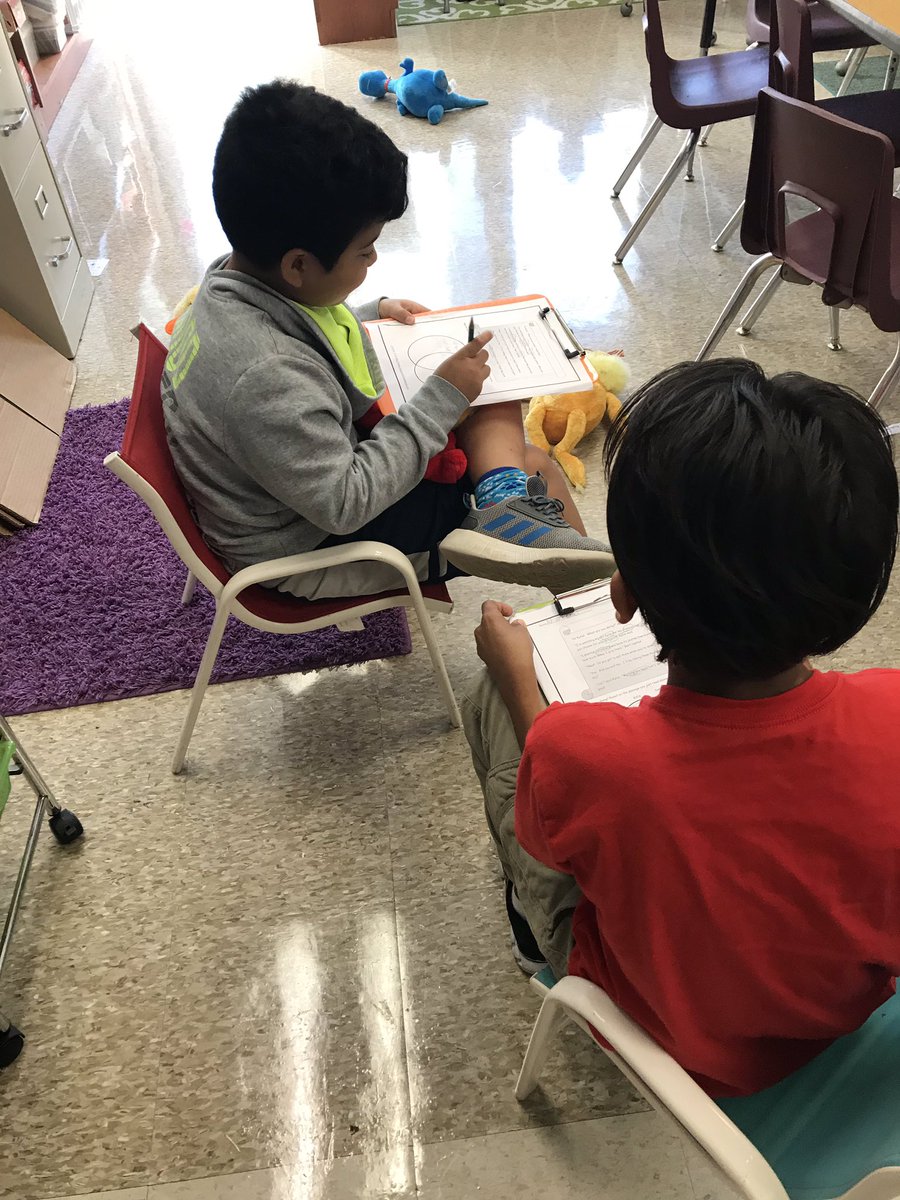 twestmor's tweet photo. Students are hard at work comparing and contrasting their reading passages! They love working with their partners. @WalkertownElem2 @wsfcsELs https://t.co/CXRoYKWzXl