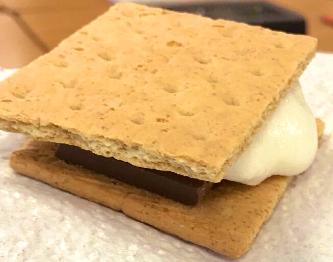 Mrs. Knecht tweet media