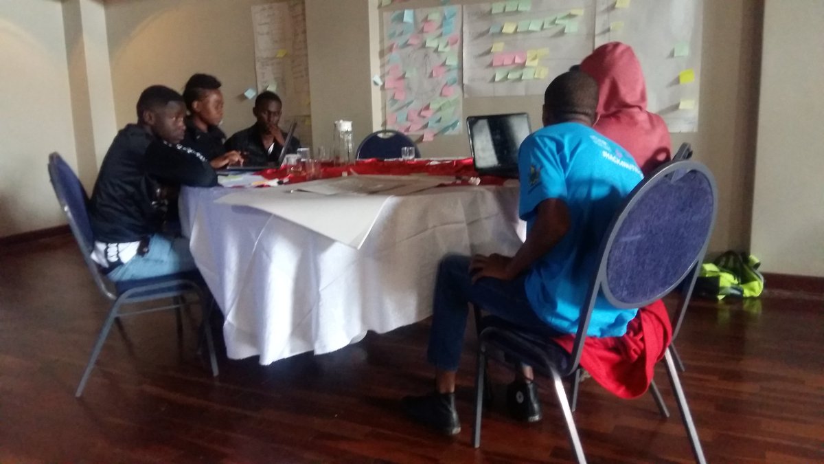 BOOSTFellowship's tweet photo. Day 2 of the nutrition hackathon, Brillent minds brainstorming and ready to dive deep into the zone of creativity and innovation. Use of ICT to develop sustainable prototype solutions @UNICEFZIMBABWE #hack4life #2019nutritionhackathon https://t.co/2U3NGEIGHd