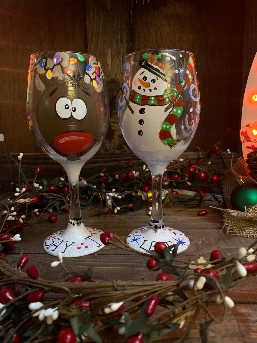 Who's ready to paint for the holidays? Save your seat NOW for our Spotted Frog Wine Glass Paint Night 12/5 @ Hamilton Elks, 1580 Kuser Rd. RSVP:  SteinertAfterPromFundraisi g@gmail.com