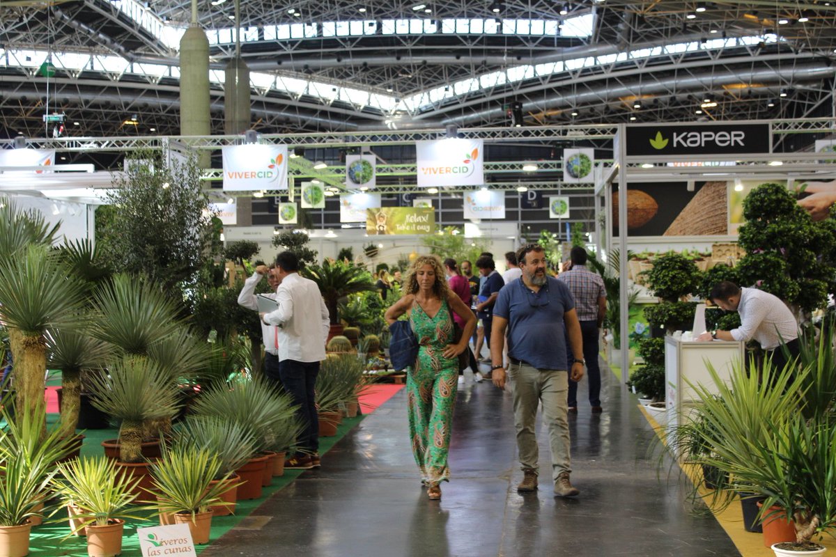 GREENN's tweet photo. Deze week verzorgde GREENN stands voor diverse Nederlandse bedrijven op Iberflora in Valencia, één van de toonaangevende tuinbouwbeurzen in Europa. #Iberflora19 https://t.co/J9LH1Jy0ui