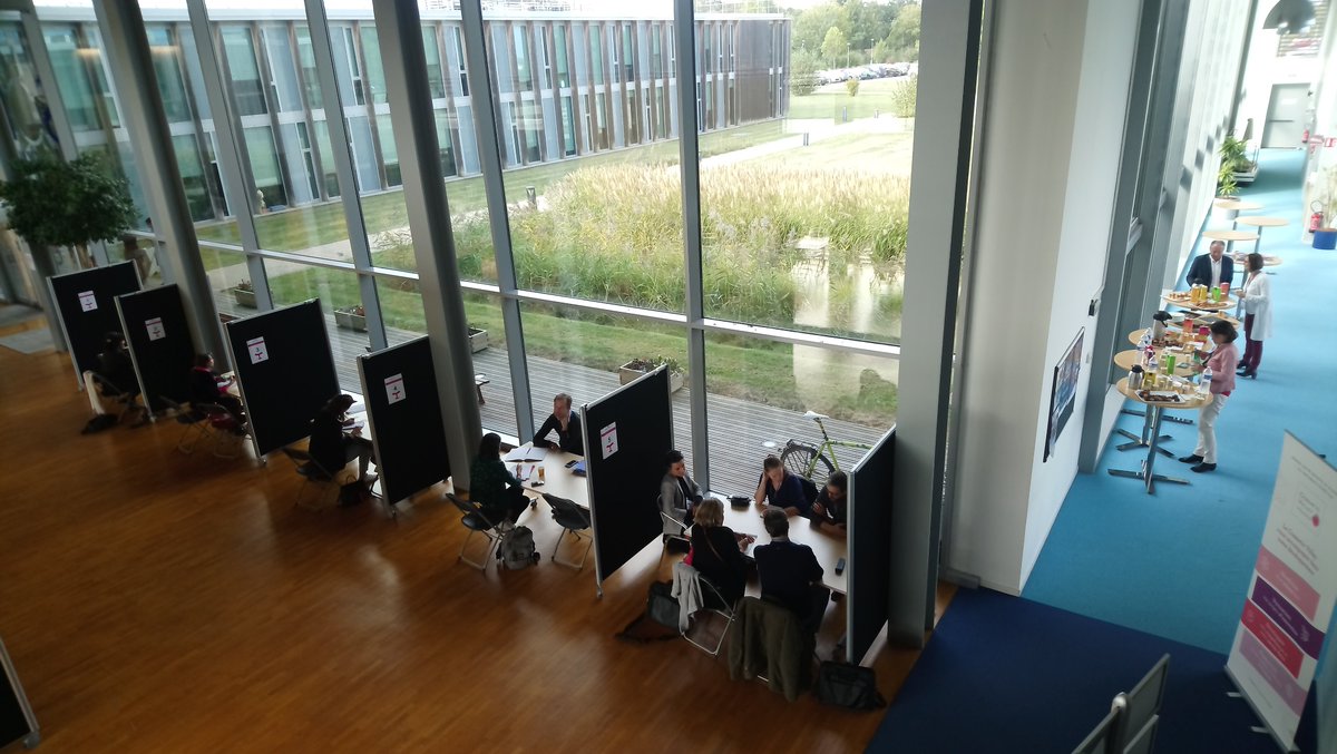 synchroSOLEIL's tweet photo. Dernier temps fort de l'après-midi, du Tech Meeting#8-interactions peau/cheveu et cosmétiques : Les RV BtoB où Entreprises et Laboratoires du secteur peuvent échanger sur leur projets de R&amp;D en vue de futures collaborations. avec @SATTSaclay ,@UnivParisSaclay , @CosmeticValley https://t.co/7H8mCegAmr