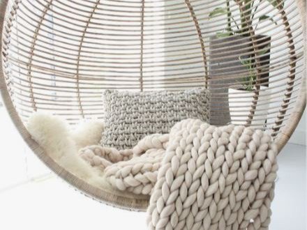 herdysleep's tweet photo. Chunky knits and woollen accesories add a cosy touch to any room. This #NationalWoolWeek, browse our latest pinterest board for inspiration on incorporating this versatile textile around your home... https://t.co/lTF0jUZod4 https://t.co/B5MoIzvMLY
