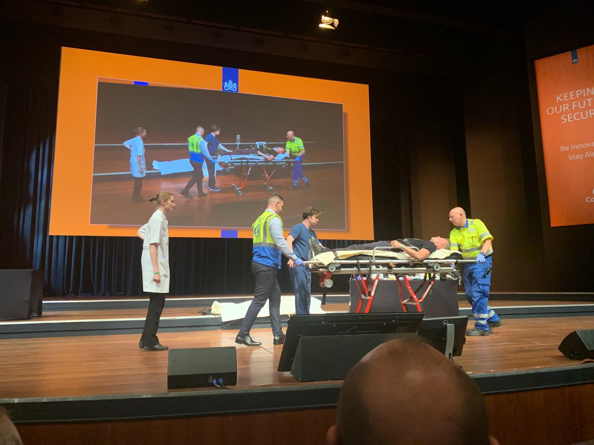seccubus's tweet photo. #NotReal Are you ok @Cvthof ? #NLCyber #OneConference2019 #NotReal @iamthecavalry https://t.co/BHti2v46ys