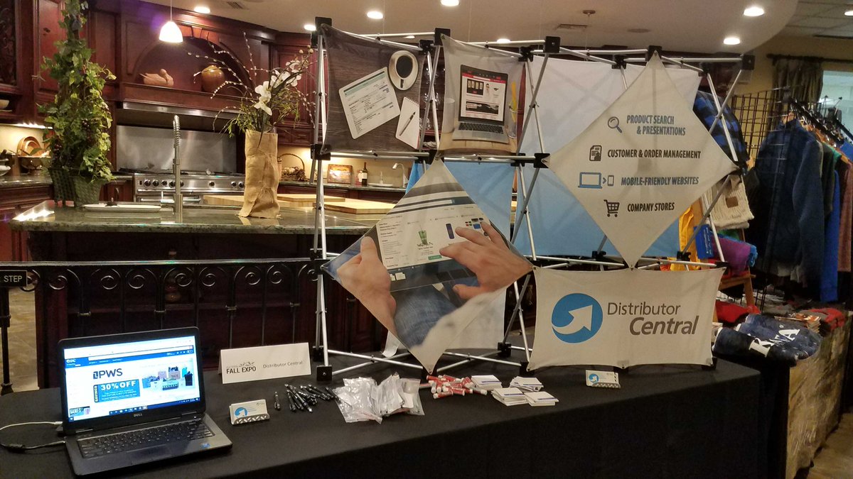 DistCentral's tweet photo. #TechiesDay - 🤓Today is National Techies Day and what better way to celebrate than be at a Tech Summit!! Be sure to catch our presentation if you are attending @gogcppa Tech Summit today!!!
#FreePromoSoftware ❤️ #WhoDoesNotLoveFree ❤️ #SaveWithDC https://t.co/BWKsHxExx4