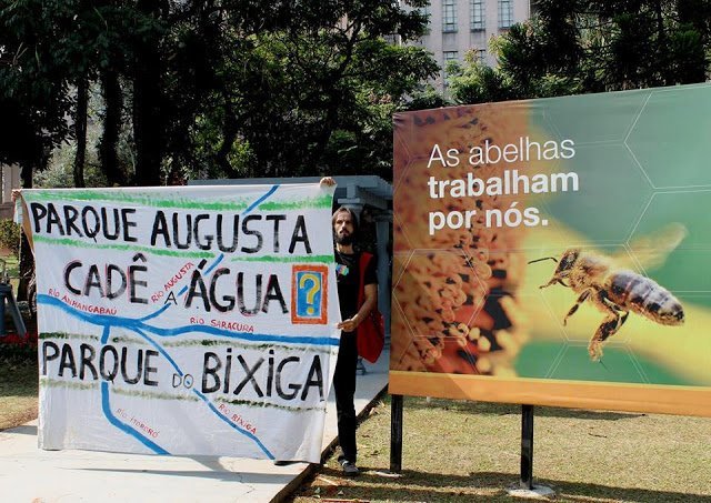 Grupodobemestar's tweet photo. No #diaNacionaldasAbelhas, #RedeNovosParques defende Criação de Novas #ÁreasVerdes Urbanas como #ParqueAugusta com #EnergiaSolar e #RioAugusta Permeável e #ParquedoBixiga.https://t.co/tGgHD9gDep #MeioAmbiente #Ecologia #Clima #Sustentabilidade #PrefeituraSP #BrunoCovas #IBAMA https://t.co/QfZaSdsI9g