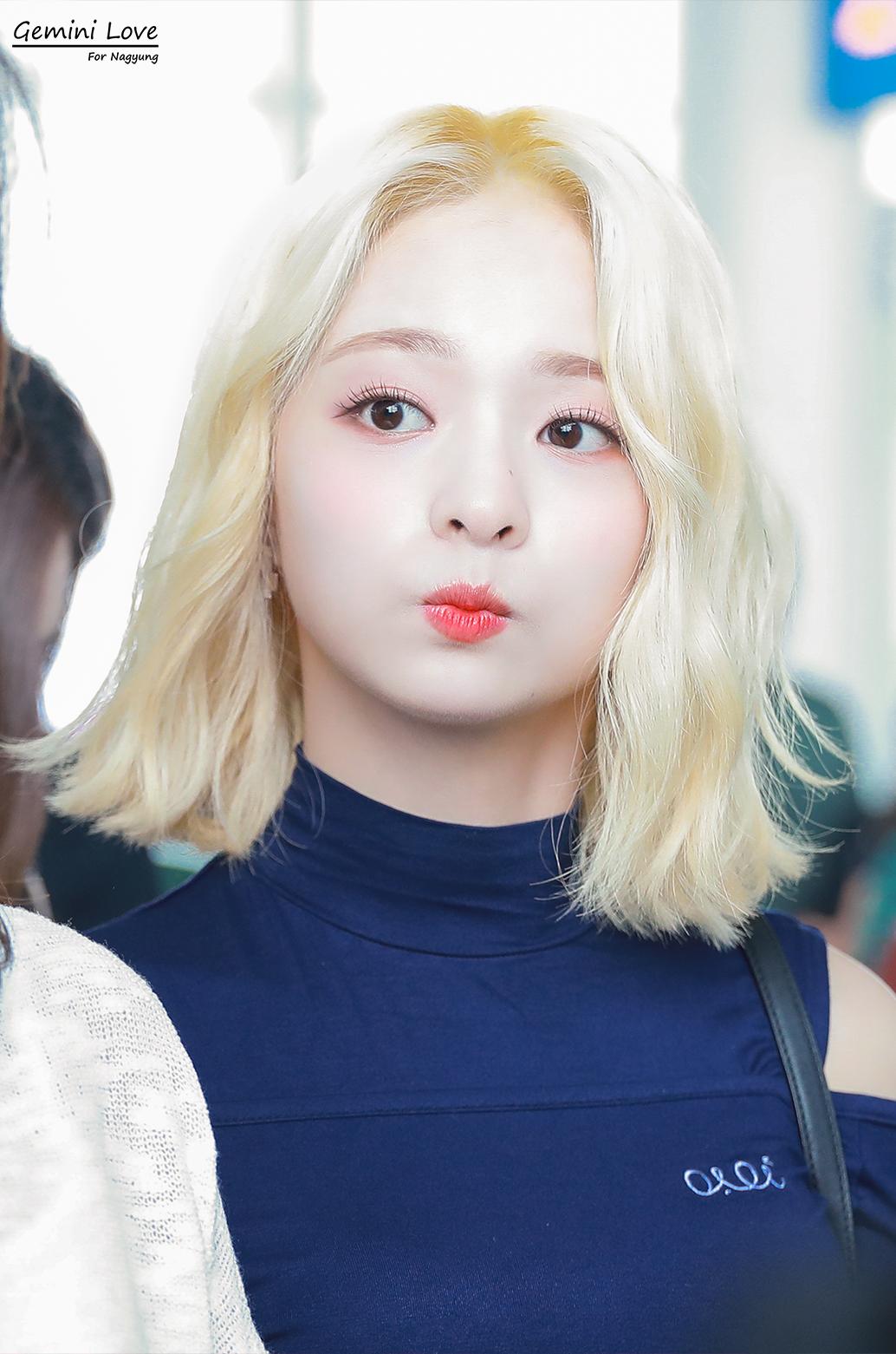 Gemini Love on Twitter "190928 ICN 🐥 ️🇲🇨 이나경 프로미스나인 nagyung fromis