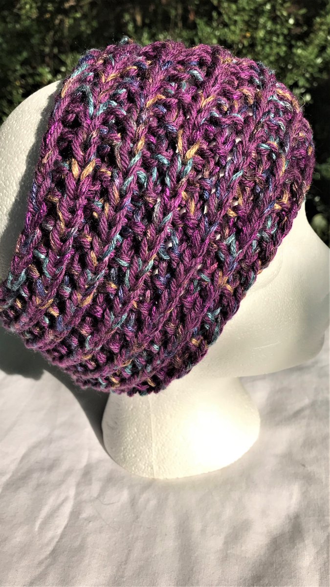 Merino and silk headband mini cowl just listed: etsy.com/listing/741129… #handmade #handknit #knitting #etsy #etsyshop #ListMyEtsy #SmallBiz