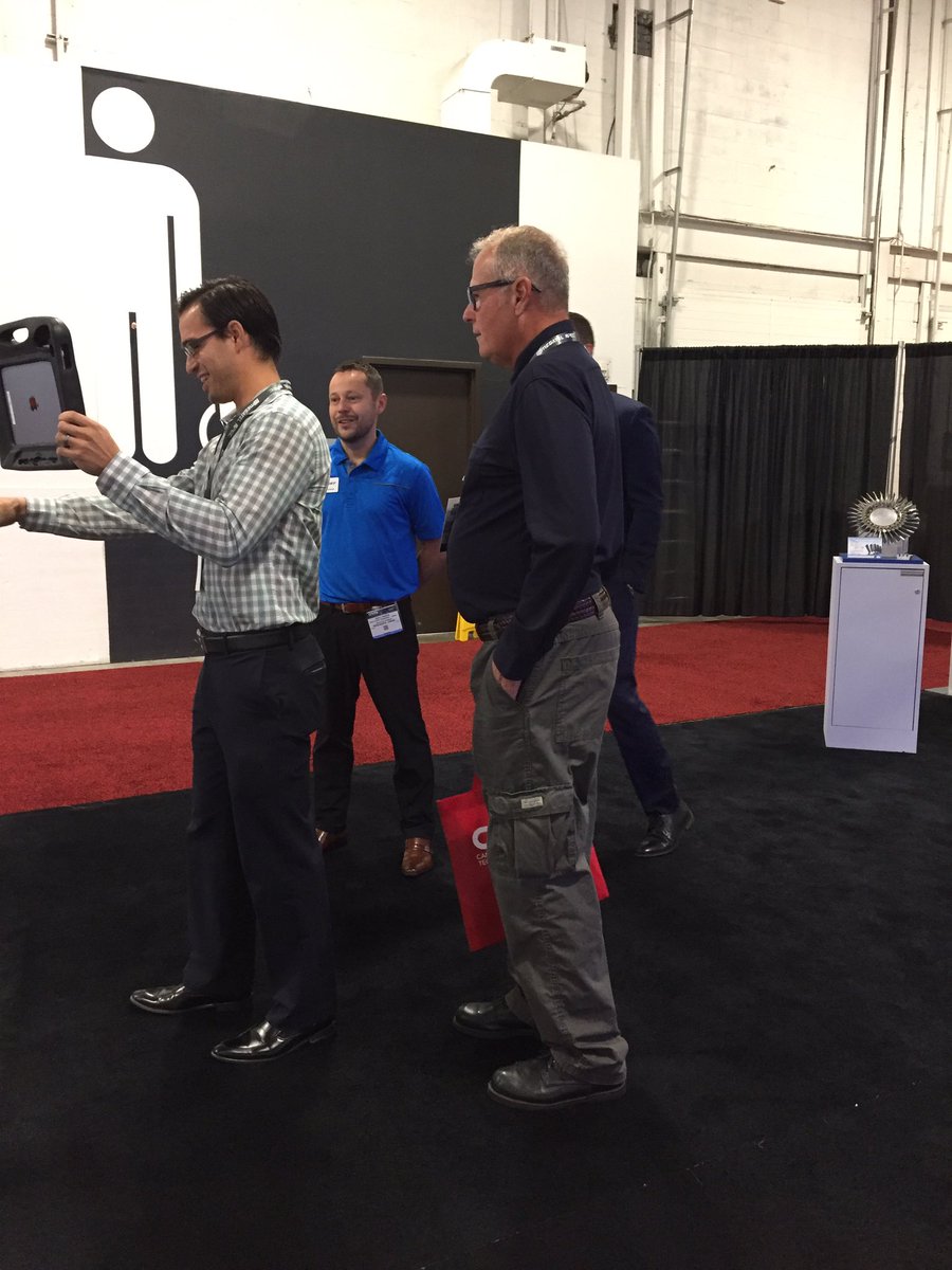 MakinoMachine's tweet image. Today is the last day of CMTS. Stop by and see our machines in person or virtually. #CMTS2019 #AugmentedReality #cncmaching