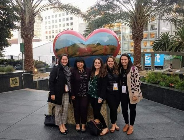 BLopezWagner's tweet image. Flashback to #ComNet18,  @amandaguslani. You&apos;re missed and here in spirit! Thanks for the #ComNet19 session promo. (Y&apos;all here in Austin, we&apos;ll see you at 2 p.m. CT, ballroom 4, 4th floor.)