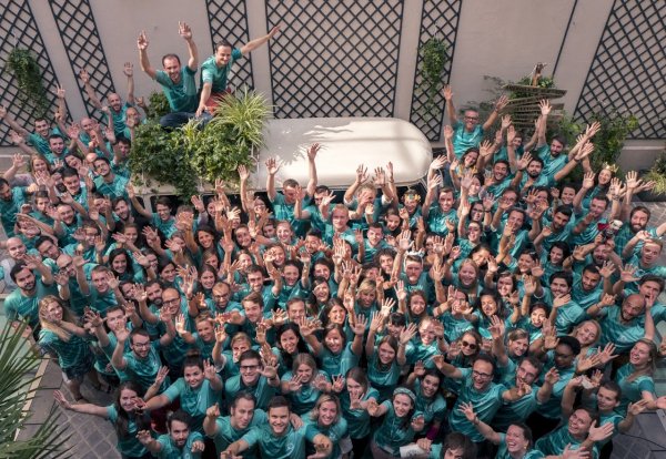 Paris_and_Co's tweet photo. [Success stories] ✈ @Evaneos travel off the beaten track
An alumni startup of @WelcomeCityLab
👉https://t.co/QvbplXNbex
👉https://t.co/DohE6E2Ipw
@jesuisBrdr
@LaurentQueige
@ericbonnard 

#travel #innovation #LocalAgencies #tourism #startup https://t.co/IrDF5eB6xz