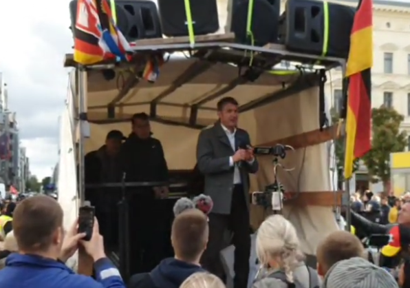 SvenIsHell's tweet photo. Jetzt darf auch Ex-"AdPM"-#Poggenburg hetzen.
#noadpm #b0310 #nowfd https://t.co/MSd4W46vFx