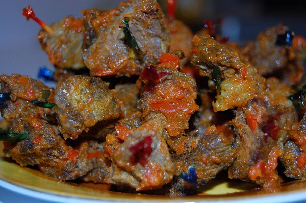 ThemarketW's tweet photo. Hey beeflovers!!! Don't miss this opportunity by any chance.
DM to place your order.
#beeflovers #beef #meat #food #foodie #kitchen #kitchenerrands #market #marketwoman #peppermeat #NationalBoyfriendDay #ThrowbackTacha #WetinYouCarry #LionHeartthemovie #meaty #naijakitchen https://t.co/pSFJaALeNa