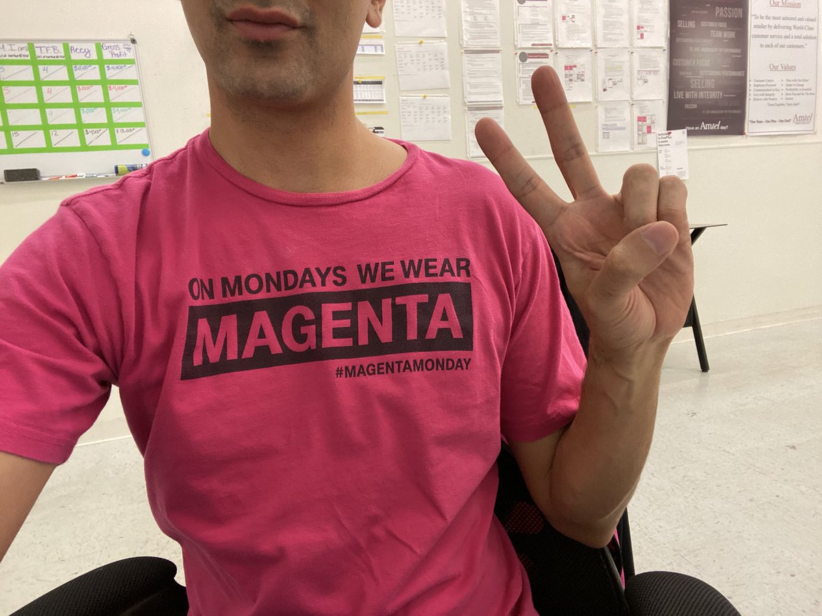 RayCanTrain's tweet photo. How do I celebrate #MeanGirlsDay ?
By wearing my super awesome #TMobile magenta shirt @JohnLegere https://t.co/NhC02dPd1U