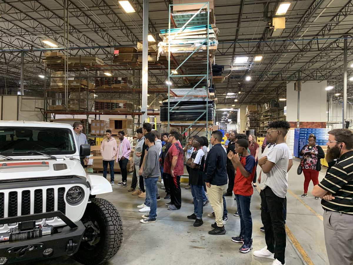 Adam4and's tweet photo. Next stop on our @MfgDay tour of #Gwinnett manufacturing is @Lundinter @truck_hero. Thank you for the fabulous tour and gracious hospitality for our @DaculaHS and @MeadowcreekHigh students who may become your future workforce.  @GCPSCTE @PartnershipGw https://t.co/iQwjBuq1eL