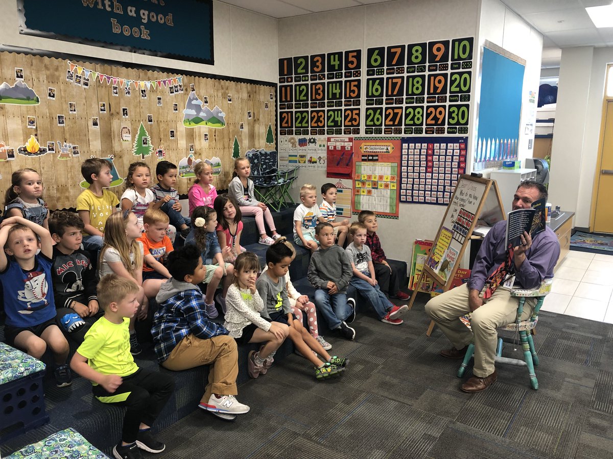 grovecgrizzlies's tweet photo. #GCGrizzlyNation has been listening to Mr. Hoopes read #ONeDropofKindess by @jeffreykubiak to discuss their #KindnessSuperPower and to let them know they are #WorldChangingStudents! All of @grovecgrizzlies need to hear it! 
 #ASDshine @alpineschools @NAESP #principalsinaction https://t.co/MXtRDPXAEe