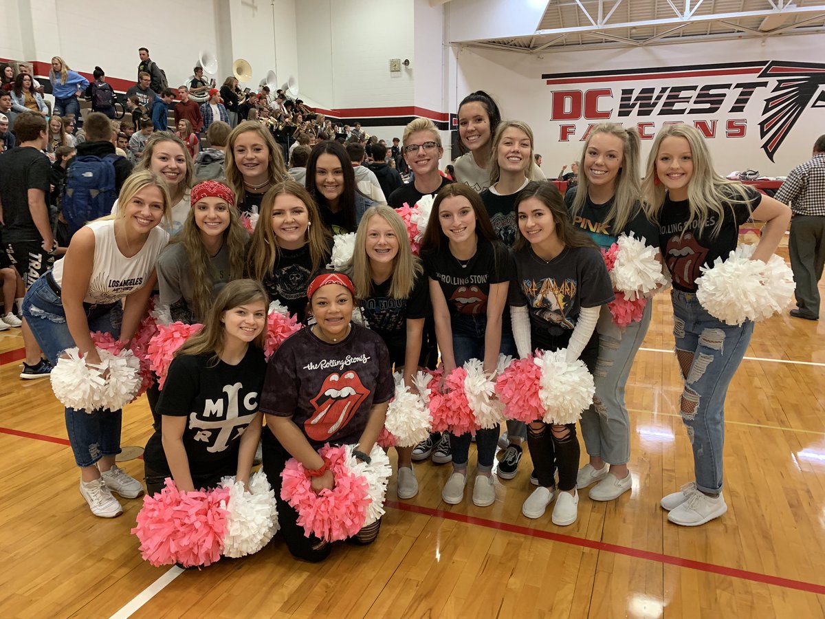 A BIG shoutout to our DCWest Cheerleaders for pumping up our Falcon Pride during HOCO2019! 📣 #dcwestrocks #dcwestpride <a href="/DCWestFalcons/">DCWest Falcons</a> <a href="/DCWFalconsNest/">DC West Student Section</a> <a href="/DCWCheer/">DC West Cheer</a>