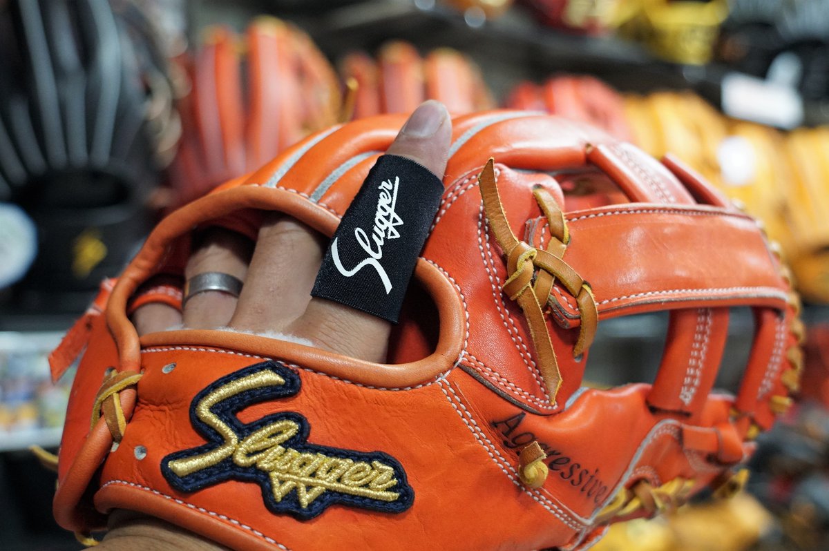 على تويتر フィンガーサポーター プロ野球選手も愛用する話題の指サポ入荷 捕球時の衝撃の緩和 クッションの役割 ヘリ革による人差し指への痛みの軽減 タッチプレー時のケガの予防にも活躍 フィンガーサポーター 久保田スラッガー على تويتر フィンガーサポーター プロ野球選手も愛用する話題の指サポ入荷 捕球時の衝撃の緩和 クッションの役割 ヘリ革による人差し指への痛みの軽減 タッチプレー時のケガの予防にも活躍 フィンガーサポーター 久保田スラッガー
