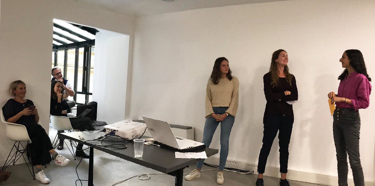 DauphineDRC's tweet photo. « Du chaos ressort toujours quelque chose » nous a prédit Guillaume Floquet de @numberly au début du processus de design thinking !

Après 2 jours intensifs de travail, chaque groupe d'étudiants a présenté leurs 2 premiers concepts.

#Cstore #innovation #designthinking #master206 https://t.co/fu197AmA12
