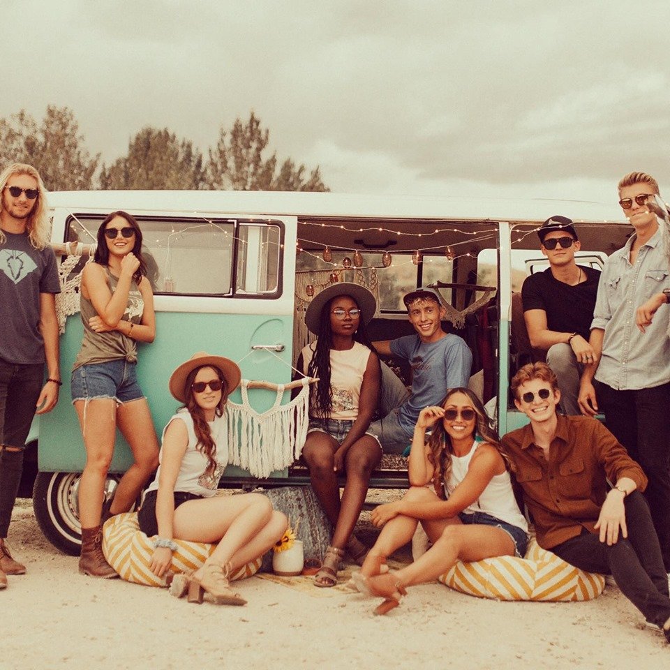 Winter Ambassador Program Applications are now open! 🕶🙌. We are looking for passionate and creative individuals who want to join a rad and growing community. // Spaces are limited so make sure you tell us why you’re a great fit. Click here >>> bit.ly/proofcrew