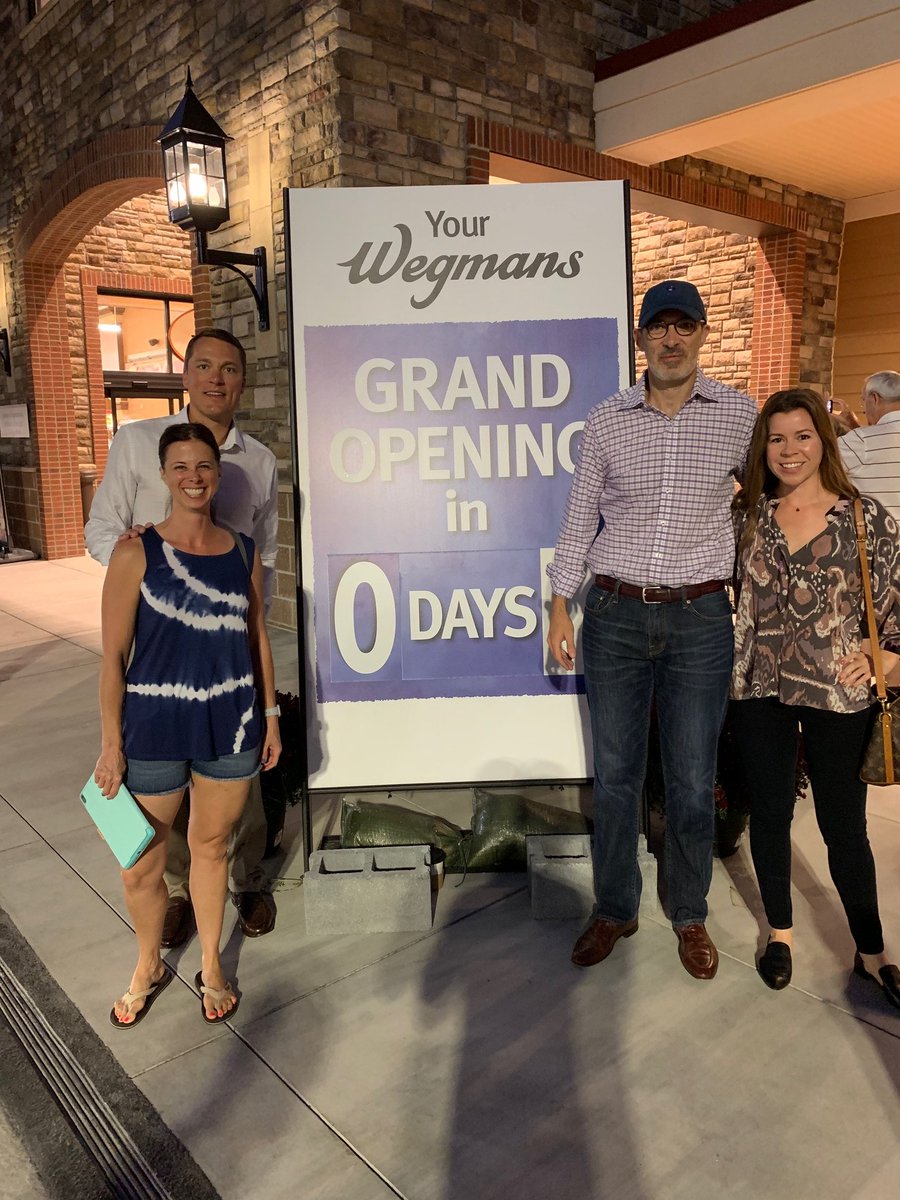 HartmanSimons's tweet image. Just a few pictures to capture our weekend attending the Wegmans grand opening at @regencycenters'  Midtown East shopping center in Raleigh, NC! Read more about it here hartmansimons.com/wegmans-grand-…
#Retail #visitmidtowneast #commercialrealestate