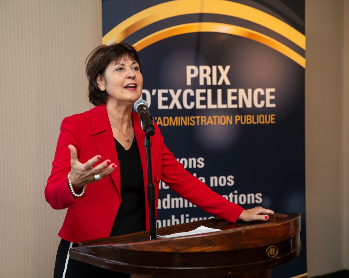 IAPQuebec's tweet photo. En ce début de saison 2019-2020, nous sommes fiers de vous présenter à nouveau la femme d'exception qui préside depuis plus de 2 ans l’#IAPQ. Merci à Christiane Barbe pour son investissement, sa rigueur, son expertise et sa passion depuis son arrivée parmi nous! https://t.co/NBtqFNzJjb