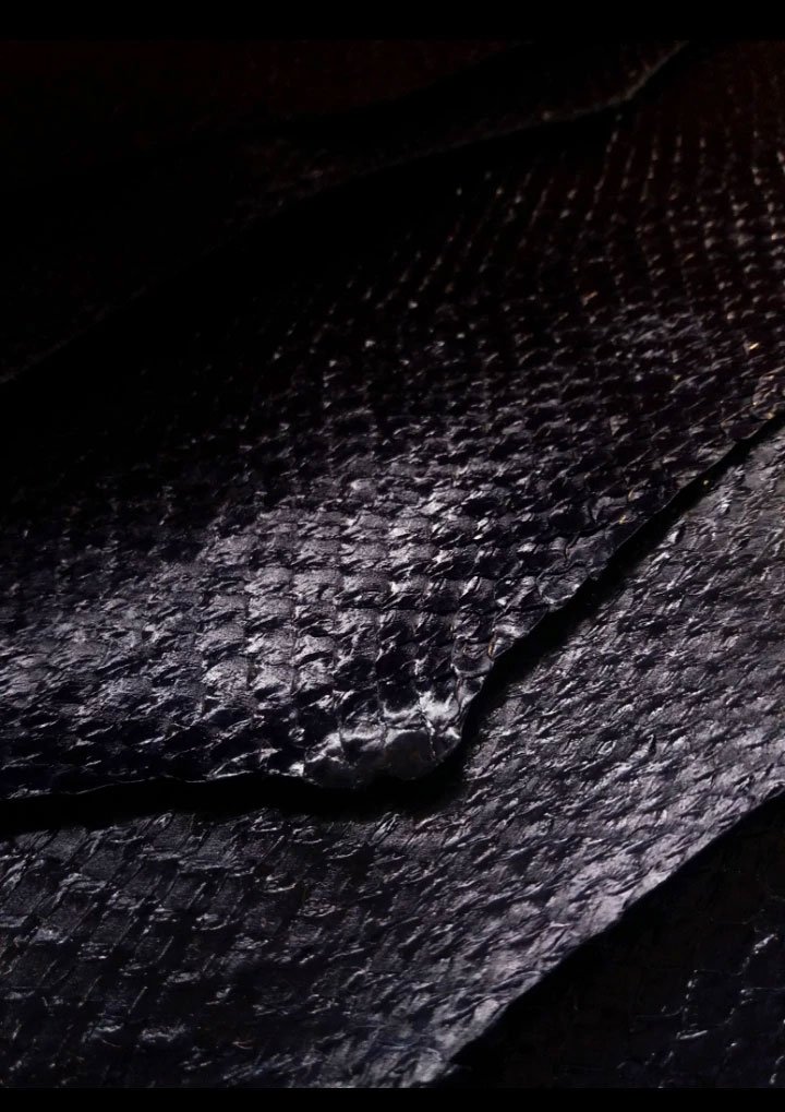 CornerartArt's tweet photo. Du cuir de poisson ? ICTYOS - Cuir Marin de France l'a fait !
Lire la suite : https://t.co/vgy9mm7ftX
#Innovation #MadeinFrance #cuirmarin #ecoindustrie https://t.co/Ff6RMQCtMK