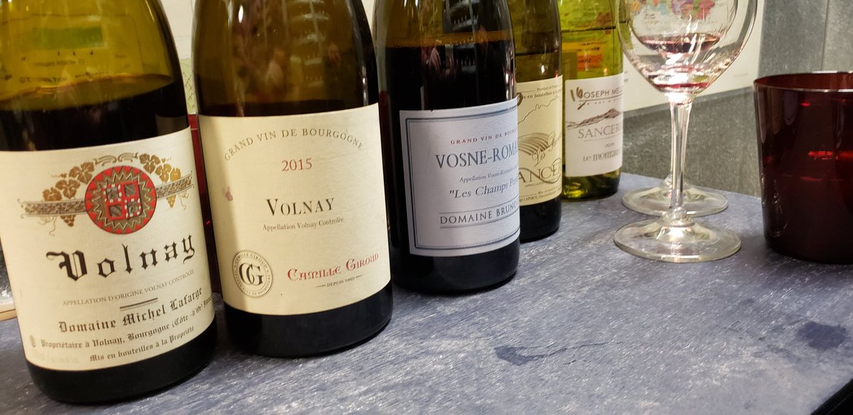 #Burgundy is our #modusoperandi. #Volnay #VosneRomanee