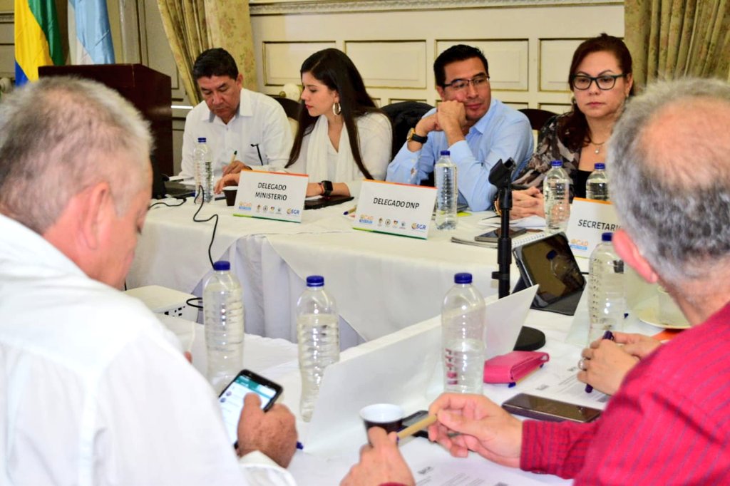 GobCauca's tweet photo. #AEstaHora participamos de la sesión presencial del Órgano Colegiado de Administración y Decisión-@ocad_pacifico, en el que se ponen a consideración la viabilización, priorización y aprobación para siete (7) proyectos que benefician al departamento del Cauca. https://t.co/NxVdIlVzjQ