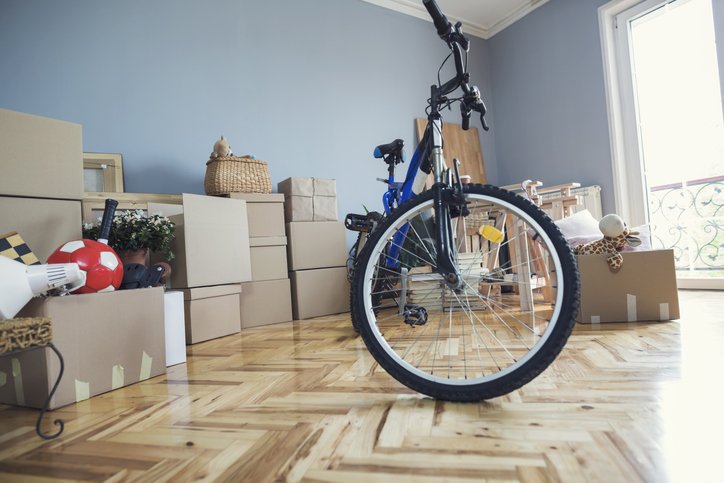 Storem_SelfStor's tweet image. You need to store your lawn mower, your bike, your extra bed frame and mattress. Will it all fit in your storage unit? Find out --&amp;gt; bit.ly/2v6a6G0