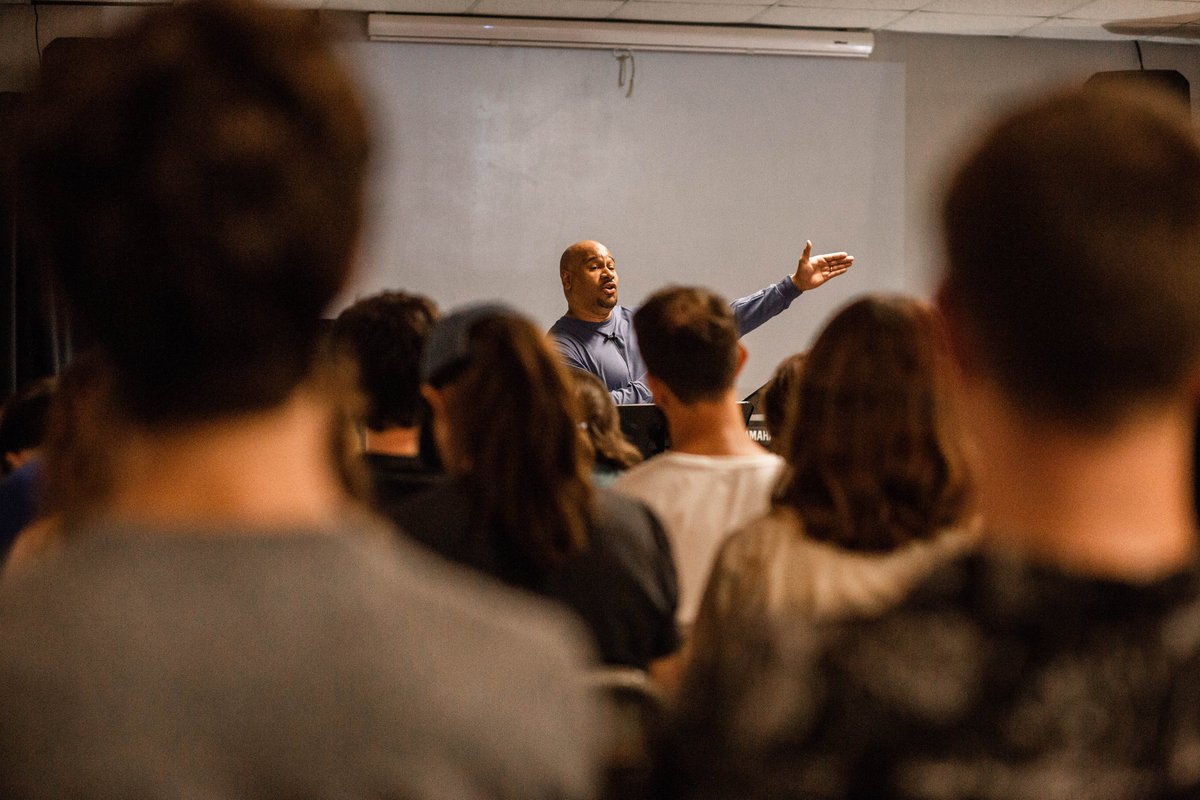 MSBCLexKy's tweet photo. A few photos of Pastor @VictorSholar speaking at Cru's Fall getaway! @ukcru @TransyCru @wkucru https://t.co/JrersVaJnw