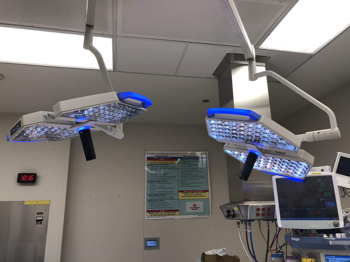 drmlb's tweet photo. For all cases: both lights in the midline of the patient. One straight down, one either above or below. No shadows (ever). #ORWisdom #surgery https://t.co/nzty4mVrro