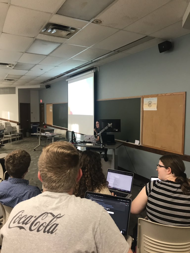 OUSPJ's tweet photo. We had a BLAST at our Adobe Indesign resume workshop and we hope you did too! We hope to see you at our meeting next week at 6 pm in Porter 103! @adobestudents #sponsored #adobecnn https://t.co/xsVEi1oHdc