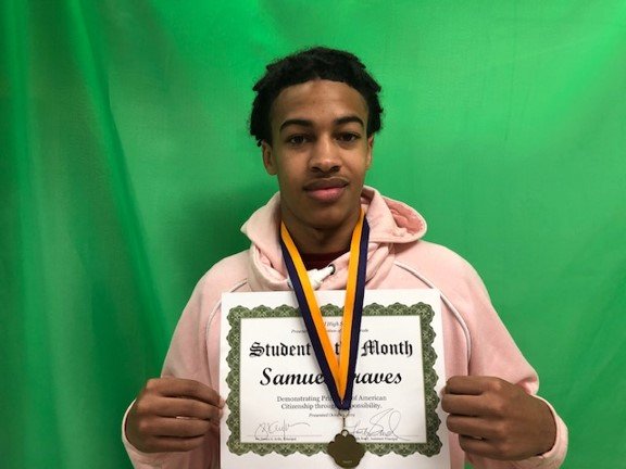 TallwoodLions's tweet photo. Congratulations to Sarae Warrick, Sophia Dobbins, Samuel Graves, and Nayo Ghee! These Lions are our Students of the Month for their demonstration of Responsibility, one of the Principles of American Citizenship. Roar! #LionPride #LionsAmazing https://t.co/nDpIZTjthH