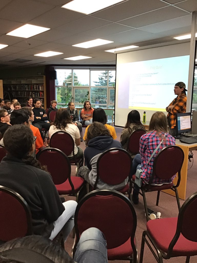 SWL Teacher Librarian tweet media