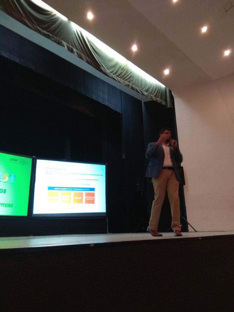 gdgvhsa's tweet image. Arrancamos #CONAIS #DevFest