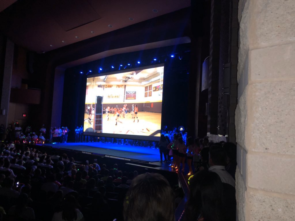 deerparkVB's tweet photo. Pictures of our girls from the glow in the dark pep rally yesterday!! 🤩🤩 #glowdeer #dpvb #ladydeerglow https://t.co/9AVx1KZ0SI