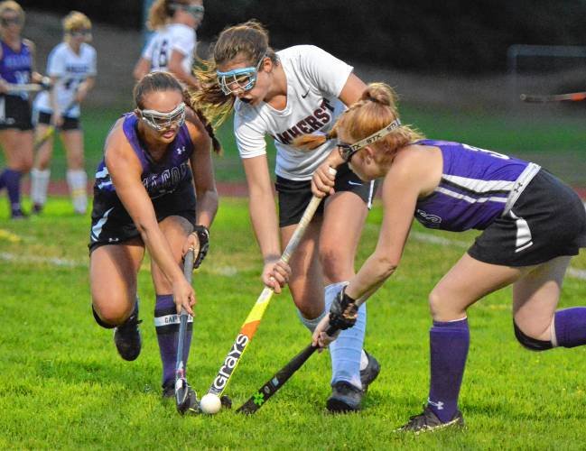 kylegrbwsk's tweet photo. Both @AmherstCanes &amp; @SmithAcademy1 field hockey found value in a scoreless draw that inched them closer to playoff qualification https://t.co/oWeDM6uPwW via @DailyHampGaz https://t.co/J4Hhc8VIGb