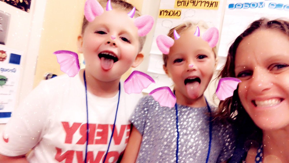 mbschcounselor's tweet photo. Still LOVING new student lunches with my new #MorrisJays 1st and 2nd graders! Such a blessing to get quiet moments alone with these kiddos/get to know them better/help them feel connected to school!!♥️ #relationshipsfirst #everythingelsesecond https://t.co/GgxIvgvzUW