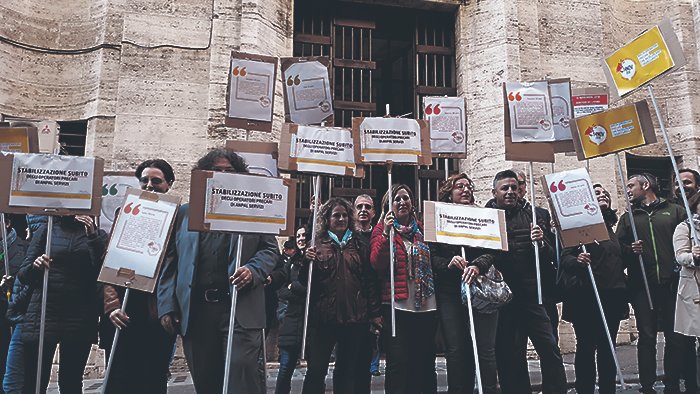 CrackJobsAct's tweet image. #3O #Roma #Redditodicittadinanza incontro con la Ministra @Catalfo. Comunicato stampa, #Anpalservizi Tempo scaduto: stabilizzare subito i 654 precari! L’Amministratore Unico Parisi avanza una proposta inaccettabile facebook.com/CrackJobsAct/p… #politicheattive