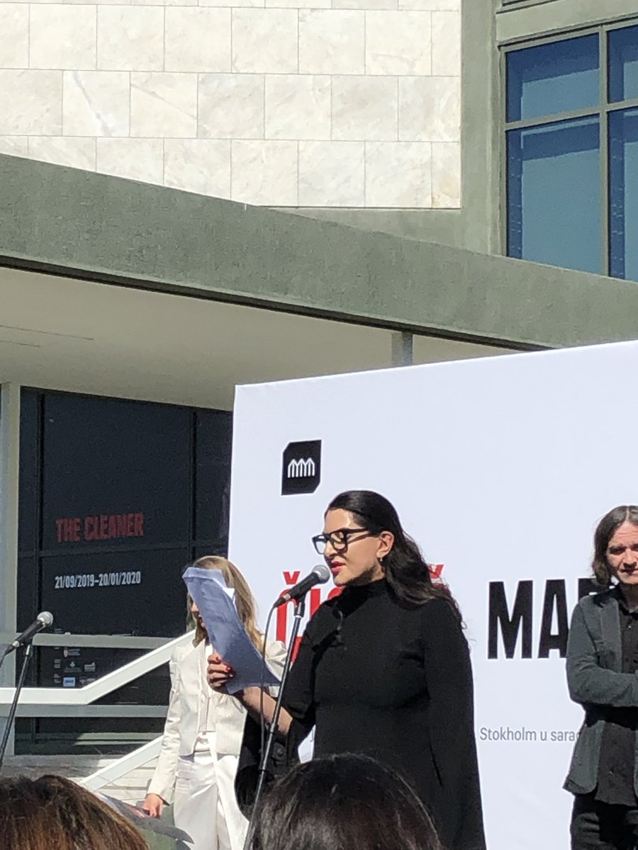 barubara_'s tweet photo. Padoh s nogu od kulturnih dešavanja ovog vikenda 👉🏼 #MarinaAbramovic #MilanMladenovic #ArtanLili #LPduo #IvanŠijak https://t.co/jU9ROW9K8s