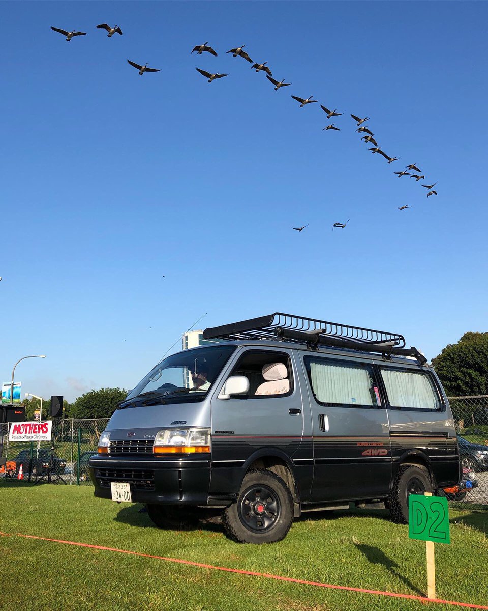 EdLoh's tweet photo. 👋🏽♠️ Diesel ☑️ 4WD ☑️ ELECTRIC CURTAINS 💀 #Hiace #SuperCustom https://t.co/wb2MKIqNfZ