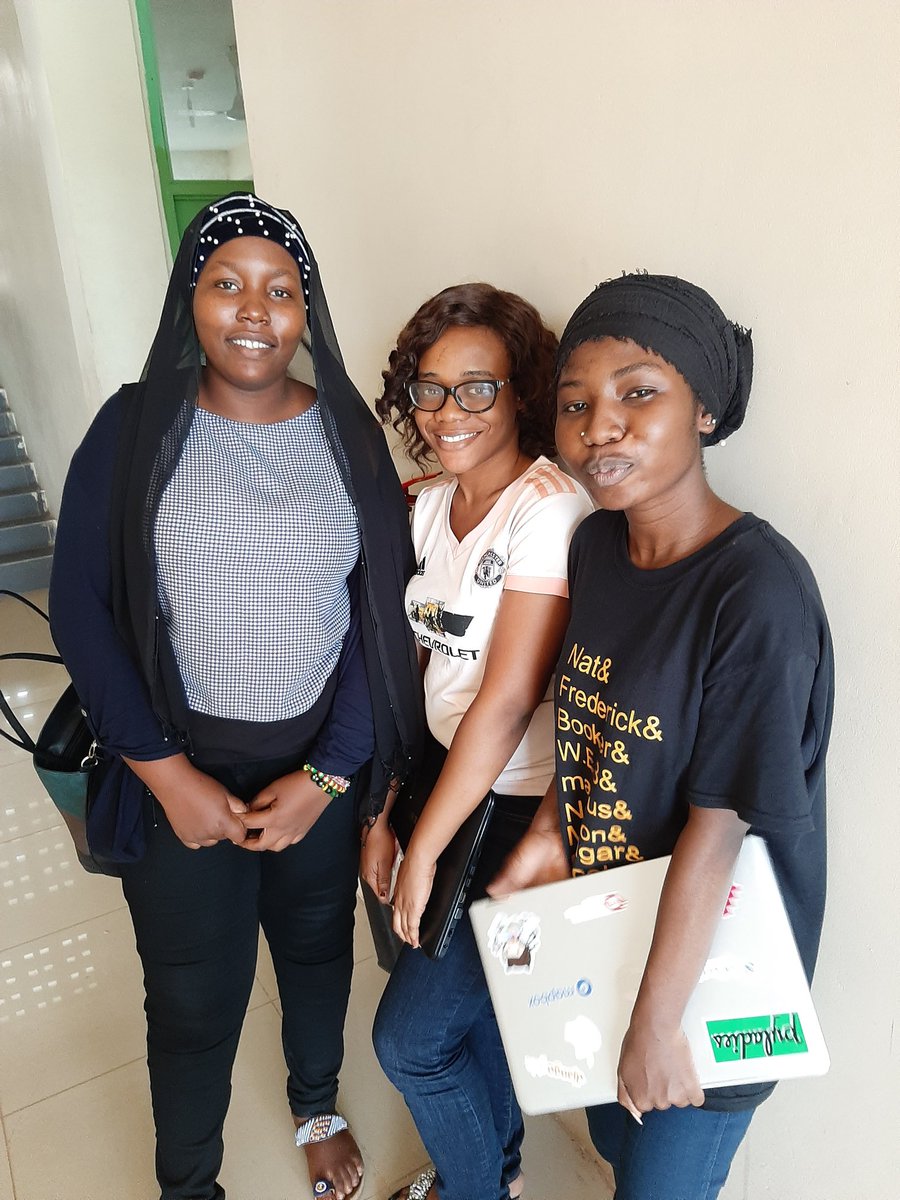 PyladiesTarkwa's tweet image. Meetup  4.0
#pyladiestarkwa
#codeinpython
#womenintech
Join us same time next week!!