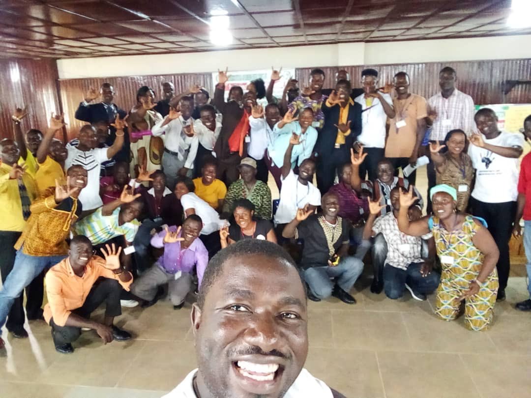 DebraRussell1's tweet photo. Thanks to all that supported tim Tinat’s visit to Liberia in order to support interpreter development @WASLI_tweets @TINATTIMOTHY #Interpreter #signlanguageinterpreters #interpretereducation https://t.co/q84XNnD07Z