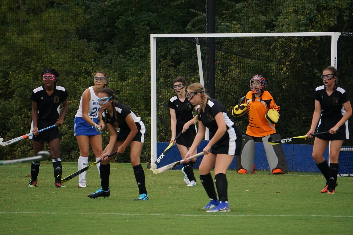 OFieldhockey's tweet photo. The Oakville Freshmen team kicked off the first High School game of their careers against Westminister on 9/21. Tight game with a 0-2 loss. Get 'em next time girls! @OHS_Tigers @BCzuppon https://t.co/IMneROfPat