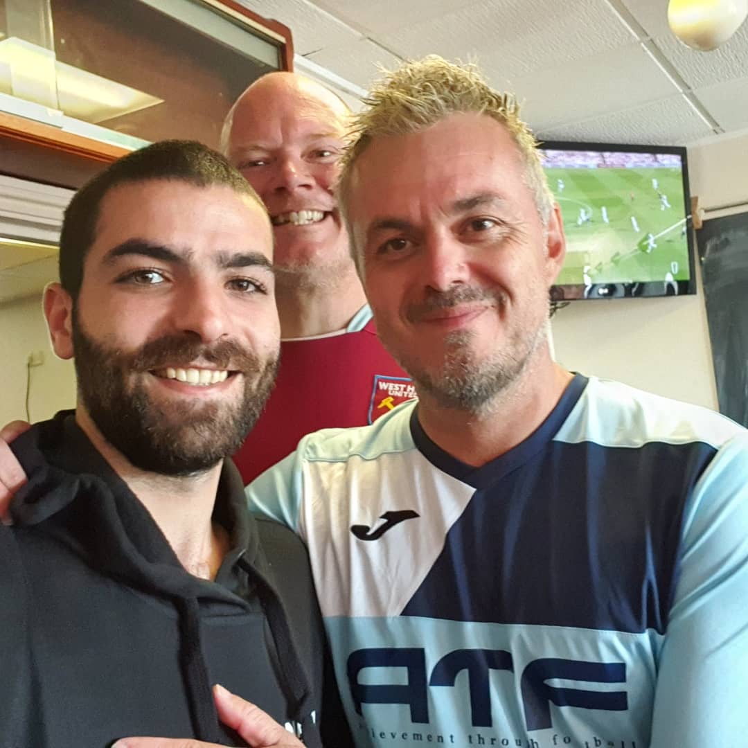 BillyRayMansell's tweet photo. Filled with smiles & love. The power is real, this was amazing to be part of. Well done everyone today. @SouthendATF
#Fitness2Me - The power to unite, to have a positive influence & to work together to achieve, to support physical & mental health. @FitnessDayUK @_ukactive https://t.co/vmLCtUpplS