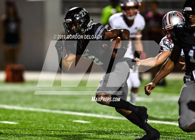 flashpho's tweet photo. .@WoodrowFootball vs @TViewWolves #txhsfb Pro Photo Gallery is up @maxpreps

https://t.co/LOTdGKzxpf

@TimberviewHigh @MISDathletics @WoodrowWildcats @woodrow_sports @SamFennegan @famous_stacy @jaden_hullaby @josh2icey @TXHRecruiting @TexasFootball https://t.co/x2iNv1GokF