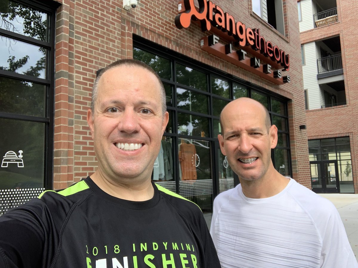 StevieAndLane's tweet photo. Really tough #Endurance #workout at @orangetheory #OrangeTheoryFitness #OTF #OTFBroadRipple in #BroadRipple #Indy #Indianapolis. 1000m row & 💯 #jumpingjacks & lots of #squatjacks! #RunRowRepeat #run #running #row #rowing #repeat #MoreLife #SplatPoints #KeepBurning #LiveLonger https://t.co/4kdEzx227k